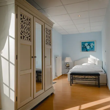 Stadtresidenz ホテル 4*