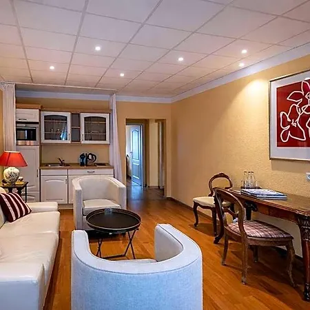 Stadtresidenz 4*